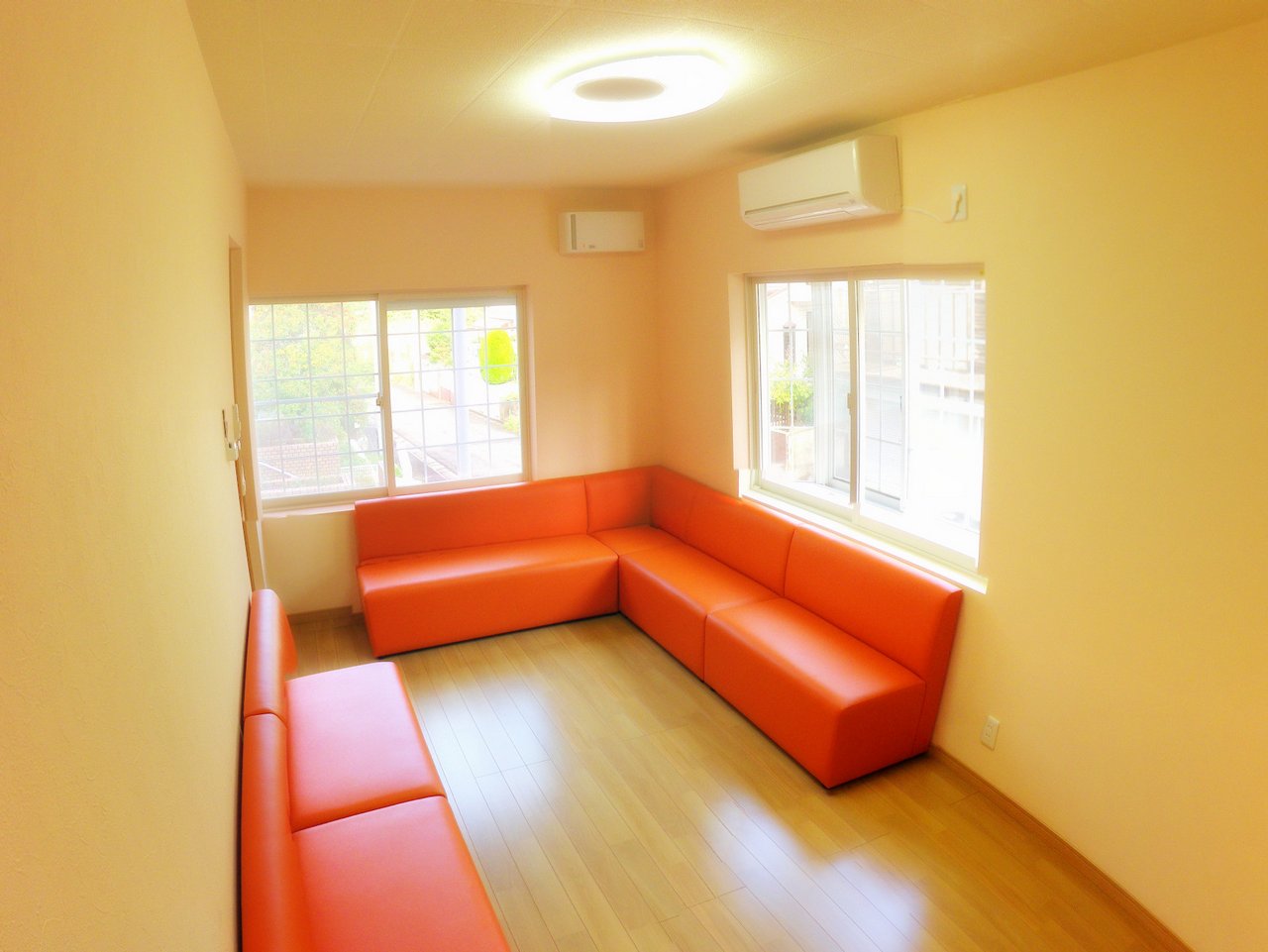 デイスイミーカラオケルーム