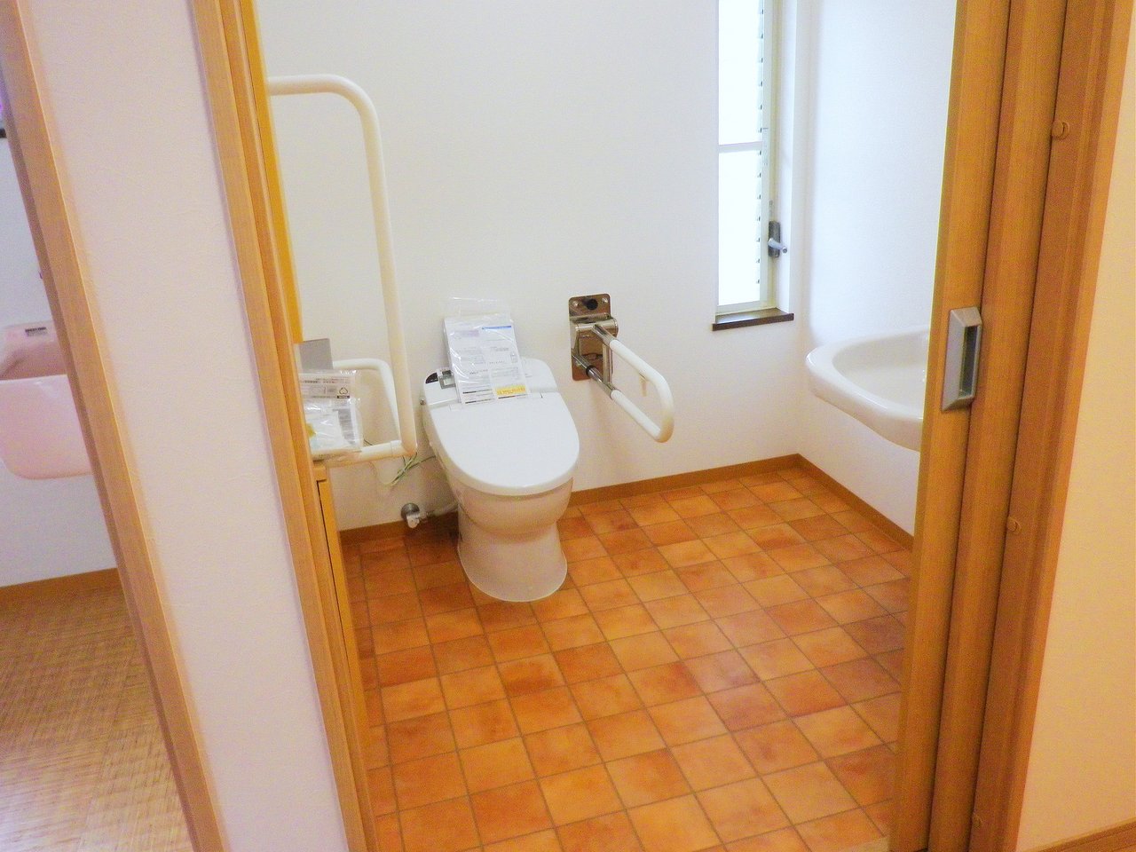 デイスイミートイレ